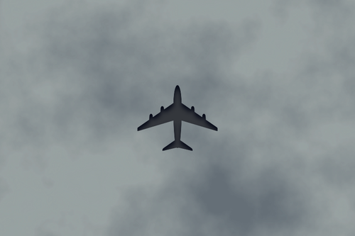 Черный самолет