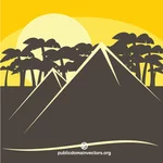 Pyramidit auringonlaskussa