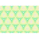 黄色と緑の三角形と背景パターン