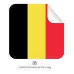 Mengupas stiker dengan bendera Belgia